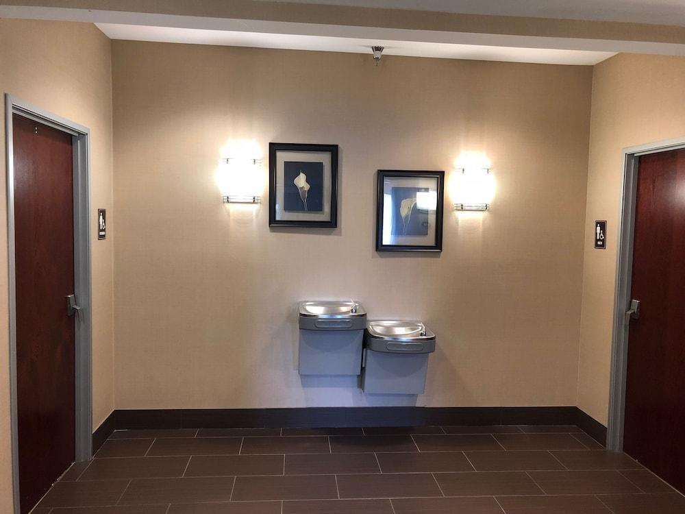 Comfort Suites South Elkhart Eksteriør bilde