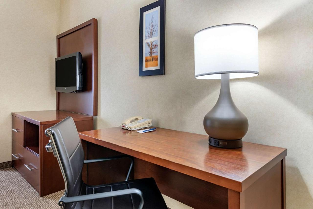 Comfort Suites South Elkhart Eksteriør bilde